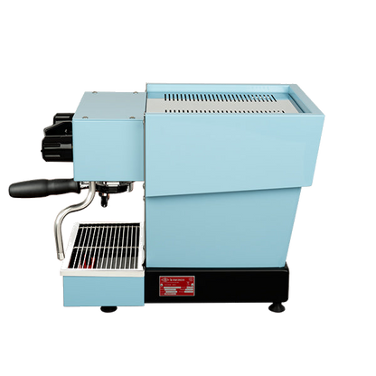 Эспрессо-машина синего цвета La Marzocco Linea Micra Blue 